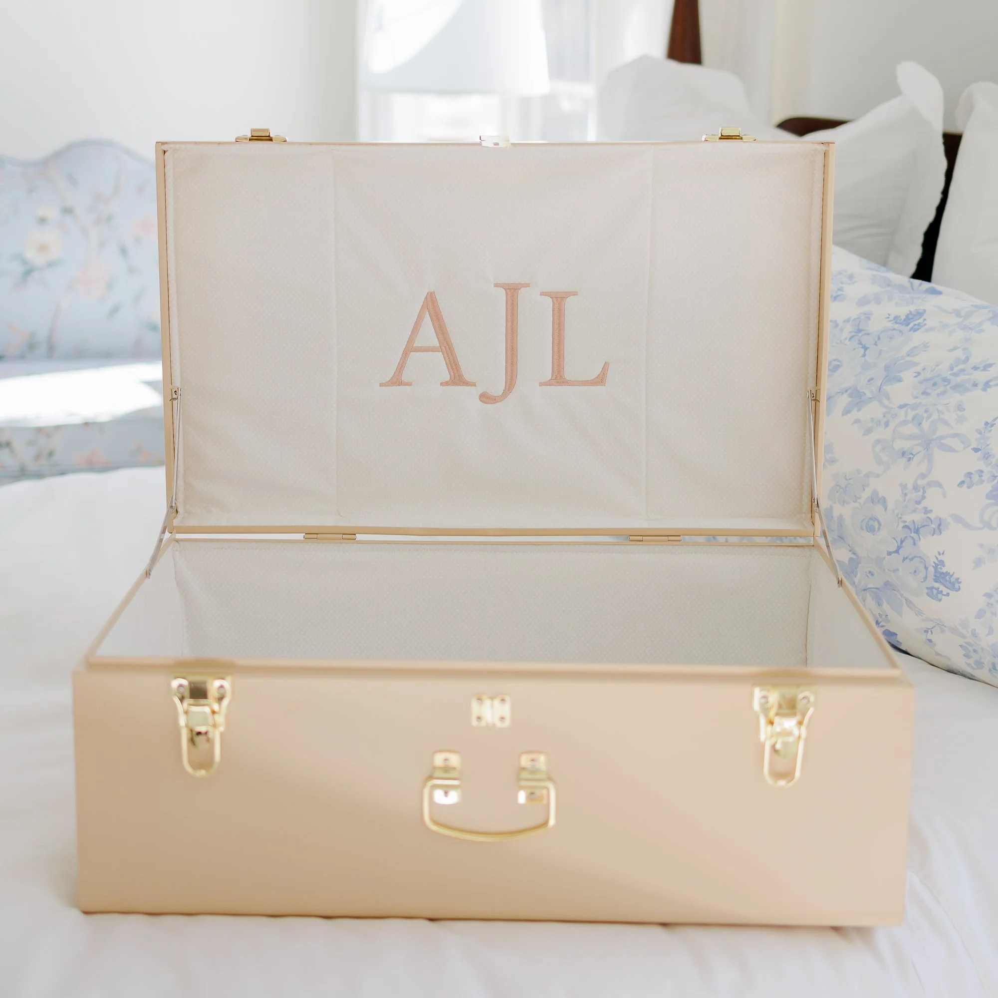 Grand Trunk - Image 4